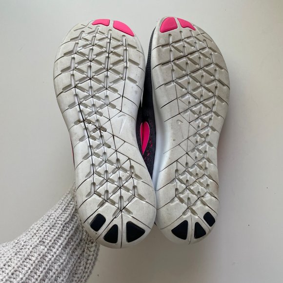 Nike Women's Free Run Slate Pink Running Shoes - Picture 6 of 10